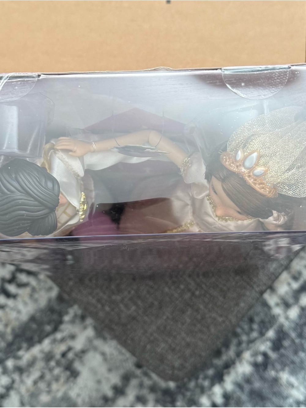 Disney Store Princess Rapunzel and Eugene Wedding Doll 12in Set Tangled Flynn - Picture 7 of 9